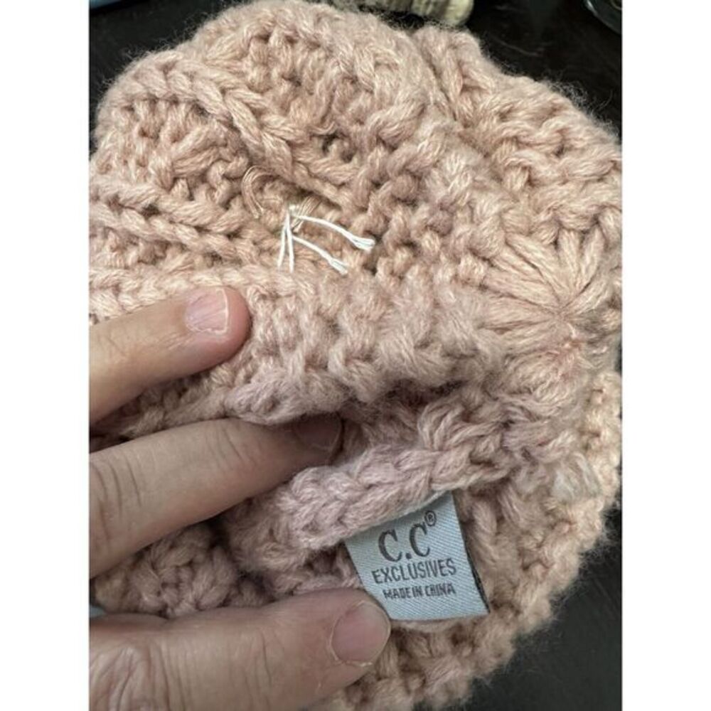 C.C Rose Color kids Beanie With Pums‎ - Picture 4 of 5